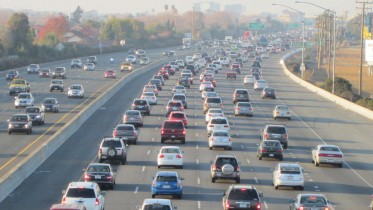 crowded-highway-cars-road